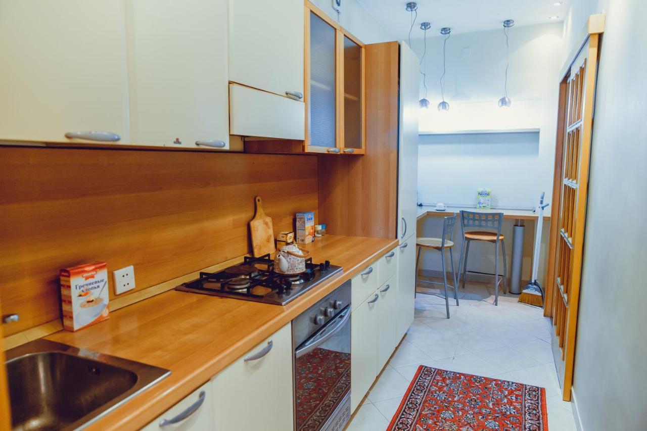 Clock Tower Apartment In Baku Exteriör bild