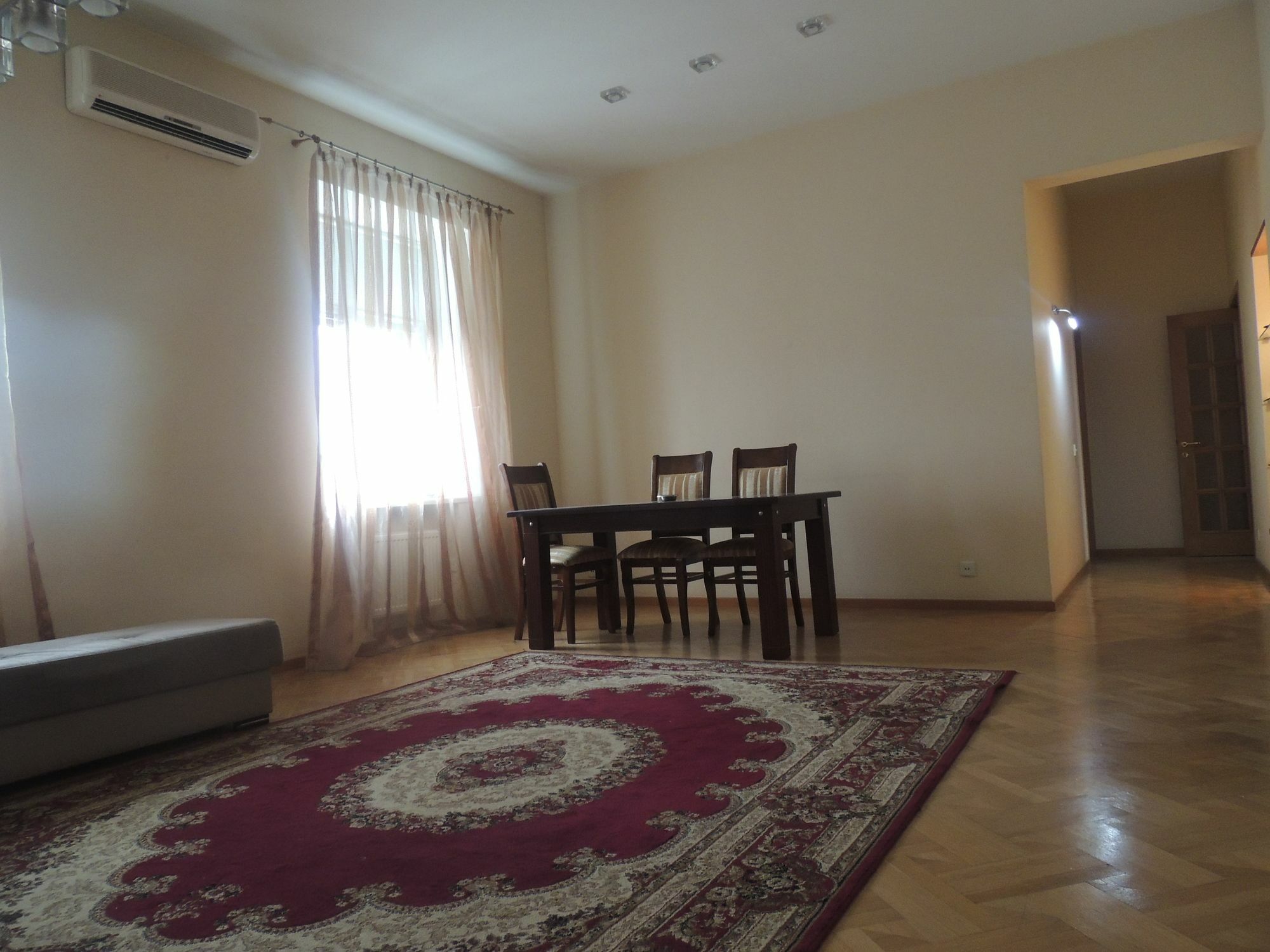 Clock Tower Apartment In Baku Exteriör bild