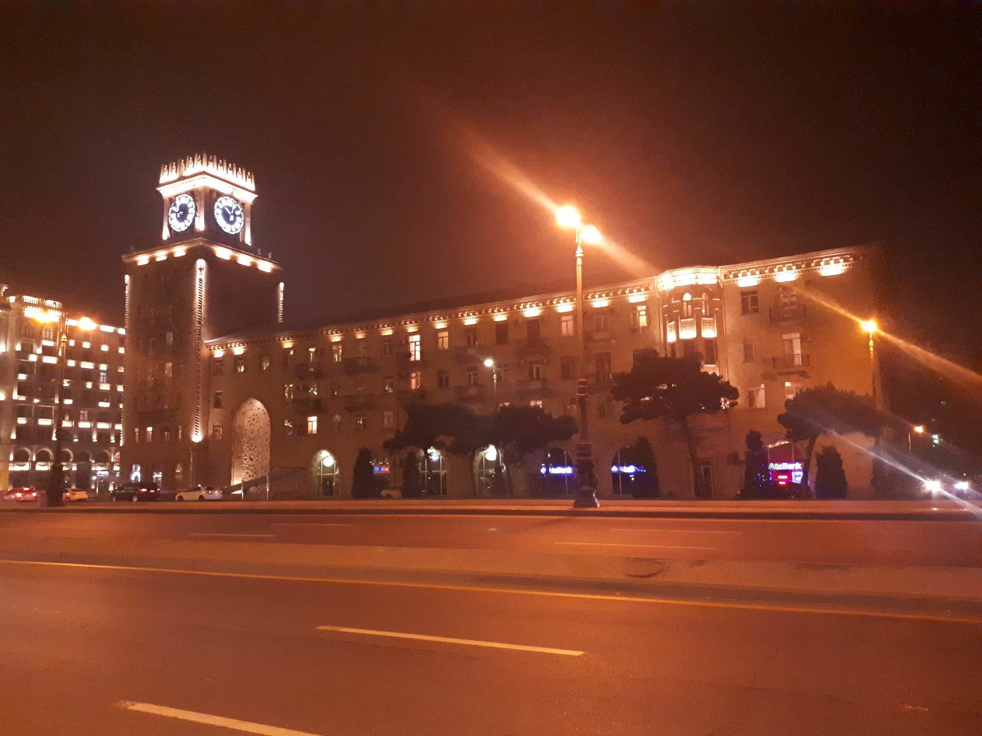 Clock Tower Apartment In Baku Exteriör bild